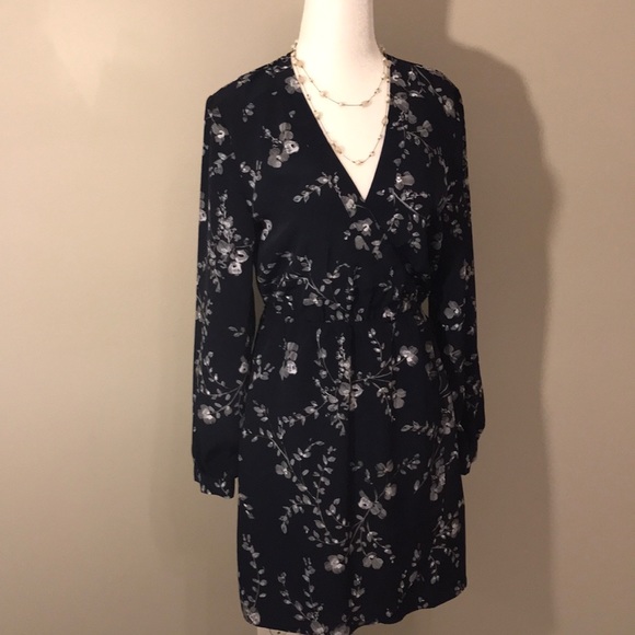 Gap Dress - Picture 2 of 7